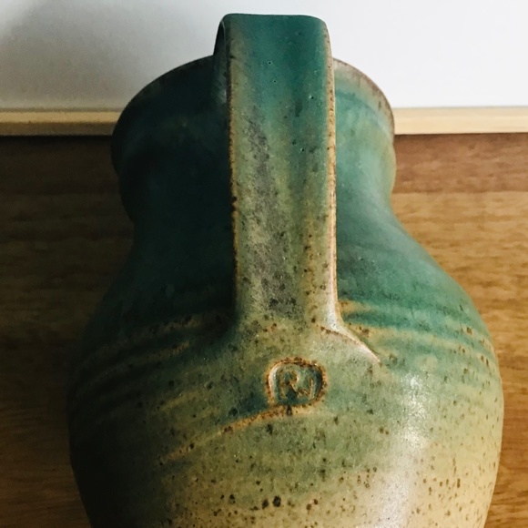 Decorative ceramic stoneware milk jug in green and brown tones - Picture 4 of 6